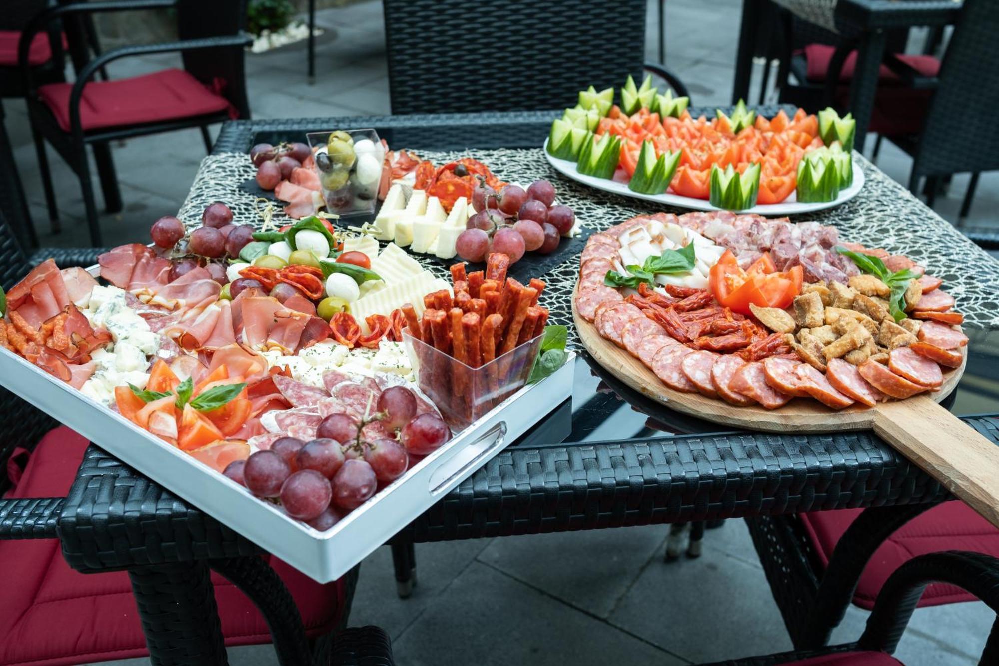 Hotel Marabella 锡比乌 外观 照片