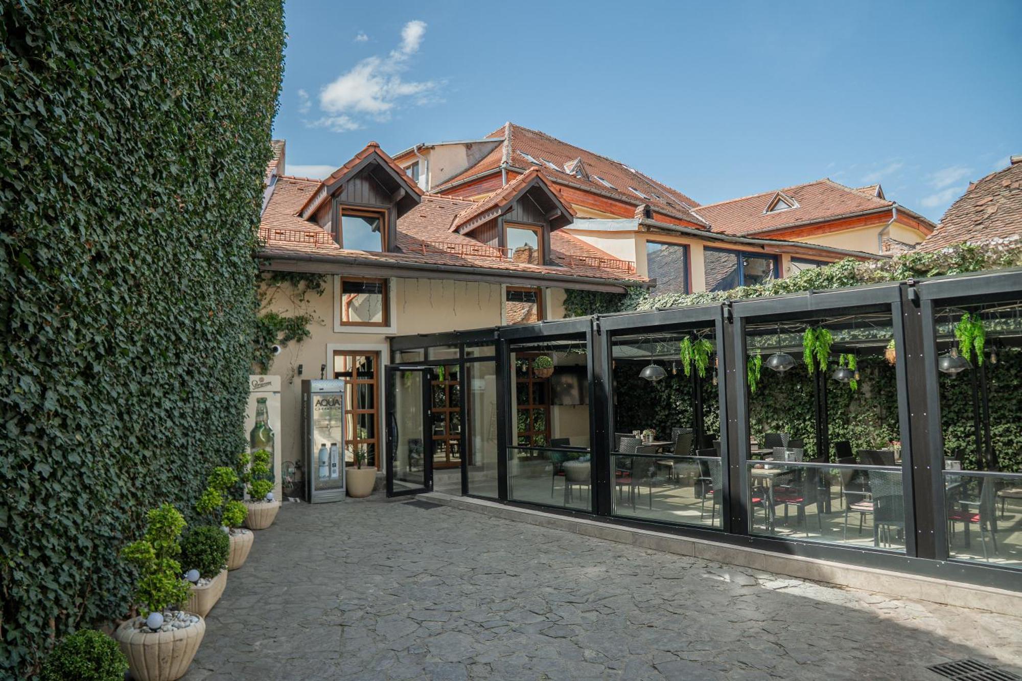 Hotel Marabella 锡比乌 外观 照片